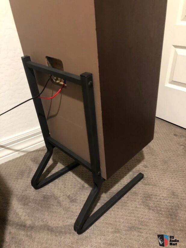 large advent speaker stands