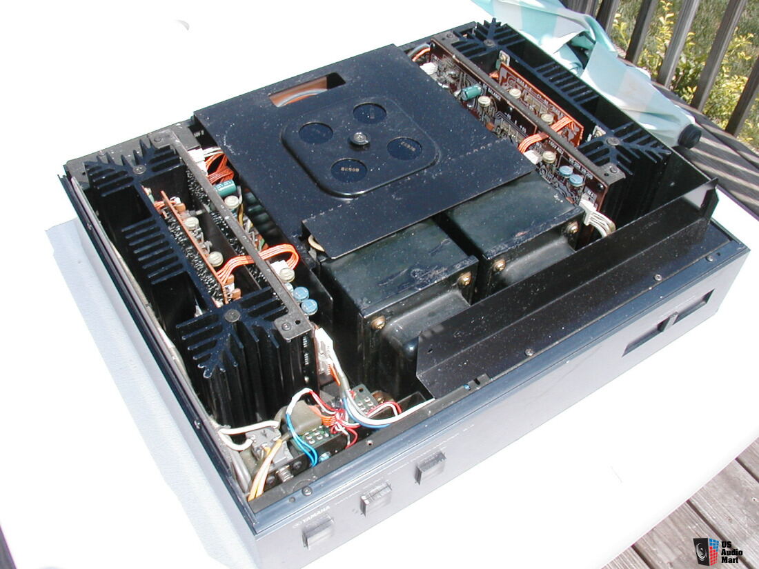 Yamaha B-4 Vintage Power Amplifier - Local pickup only (no shipping) Photo  #2165803 - UK Audio Mart