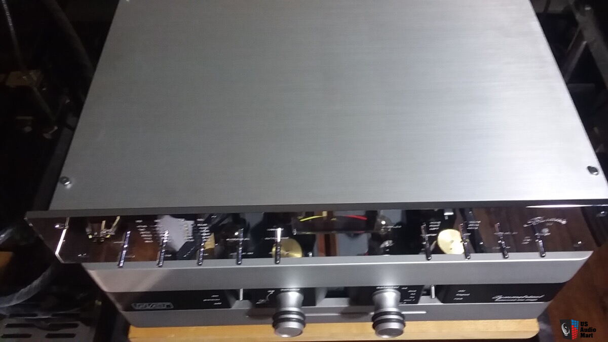 Burmester 100 Reference Phono Preamplifier Photo 2202220 UK Audio Mart