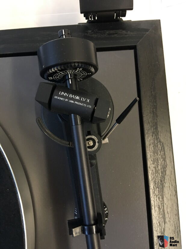 linn-axis-turntable-w-basic-arm-working-photo-2235846-uk-audio-mart