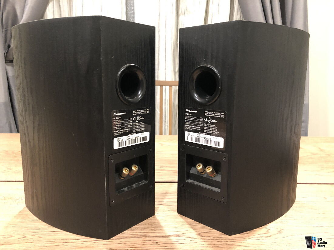 Pioneer Sp Bs22 Lr Andrew Jones Designed Bookshelf Loudspeakers