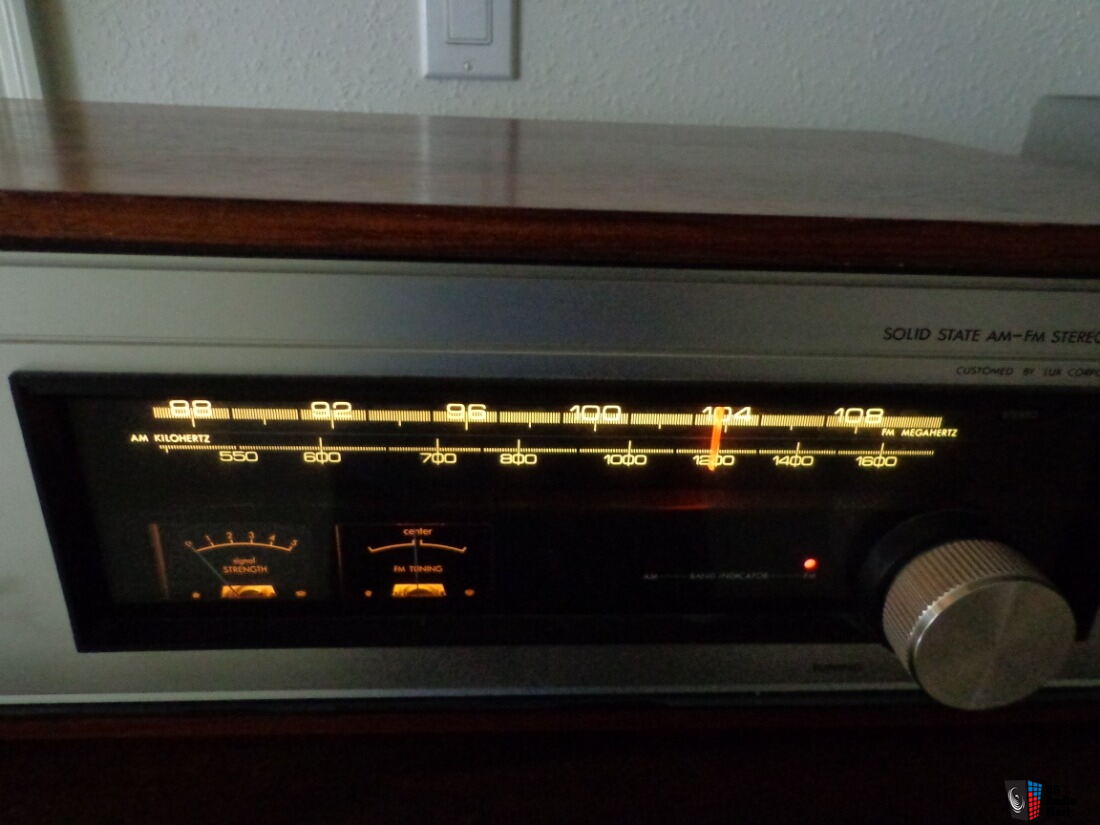 Luxman T-300 FM/AM Classic Tuner - Rare For Sale - US Audio Mart