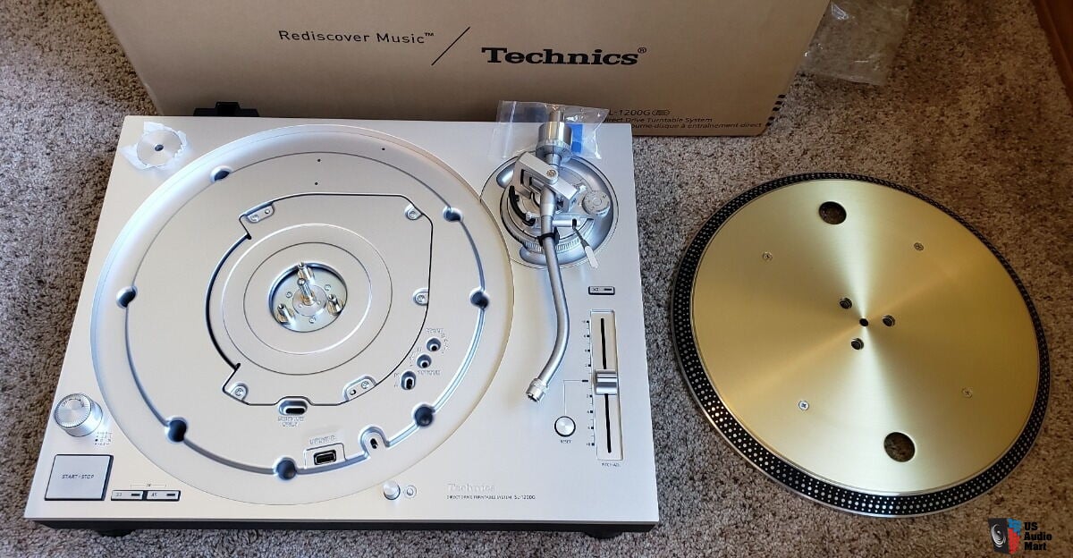 Technics Sl 1200g Direct Drive Turntable System Grand Class Photo