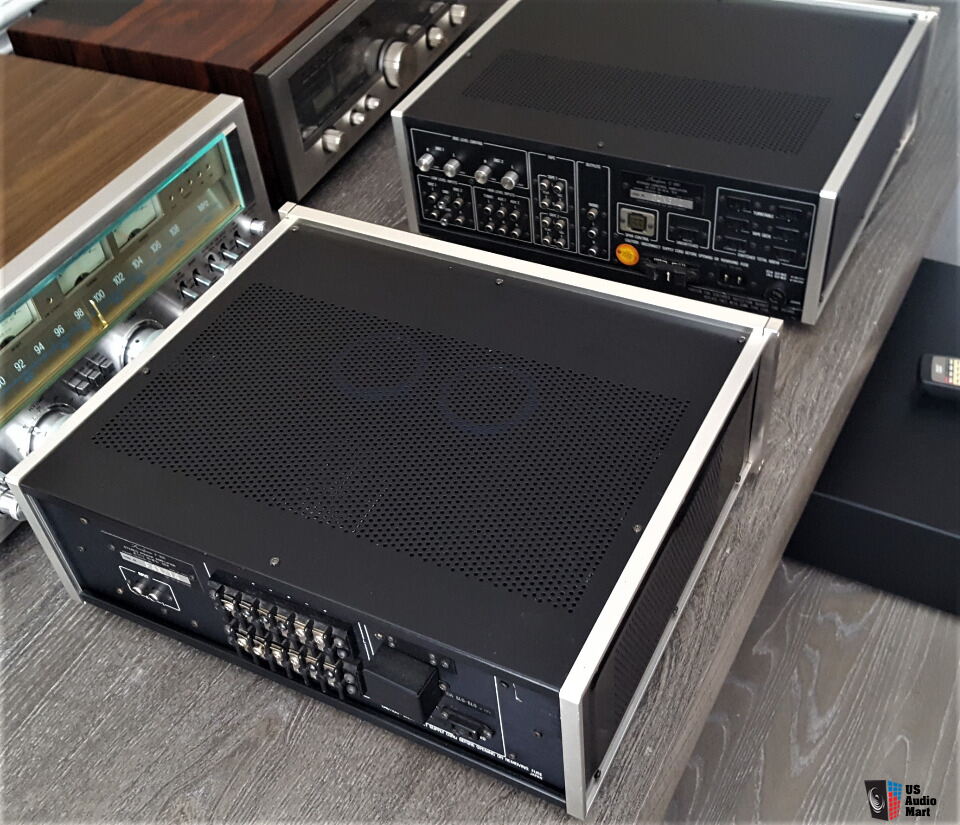Accuphase P300 Amp & Accuphase C200 Pre - Beautiful and rebuilt by