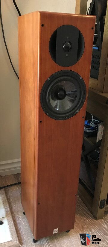 VIENNA ACOUSTICS BACH GRAND speakers - Beautiful Cherry Finish For