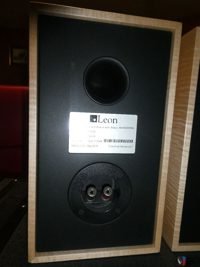 Leon Timbre Ti44UX Birdseye Maple Desktop/Bookshelf Speaker, Near Mint