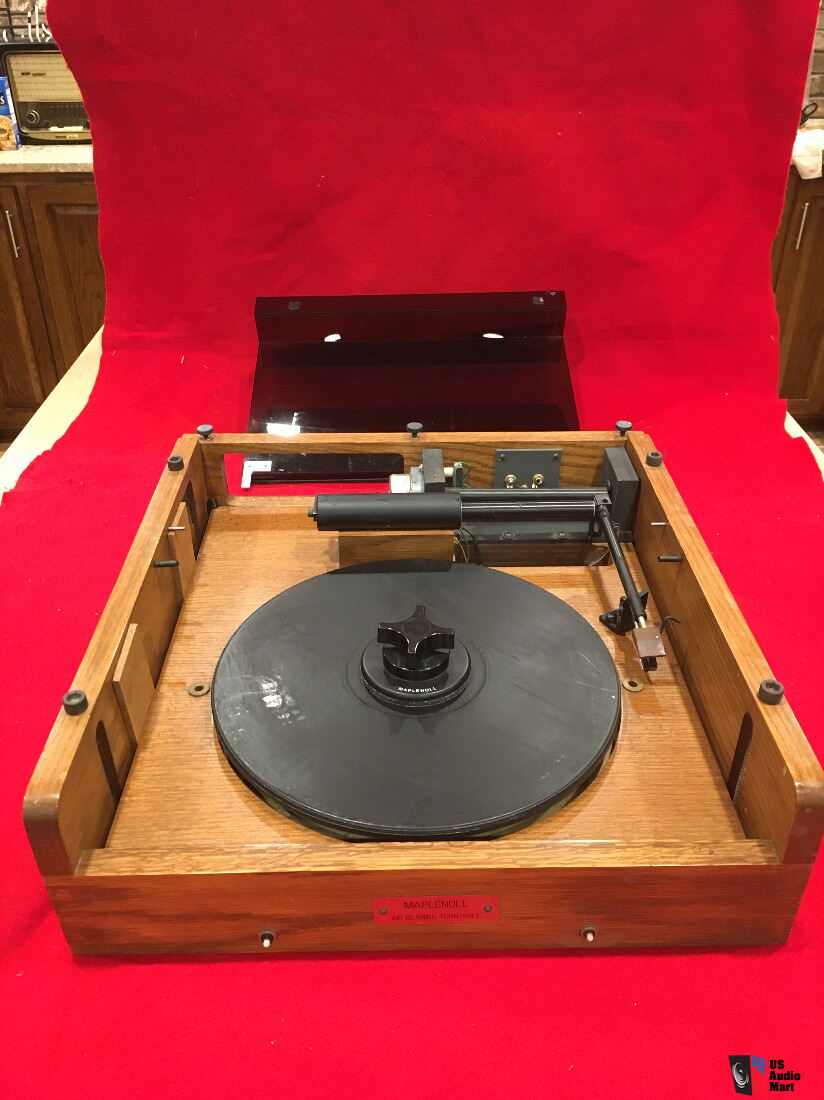 Maplenoll Athena turntable with ET linear tracking tonearm For