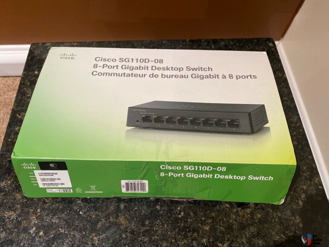 SG110D-08 8-Port Gigabit Desktop Switch