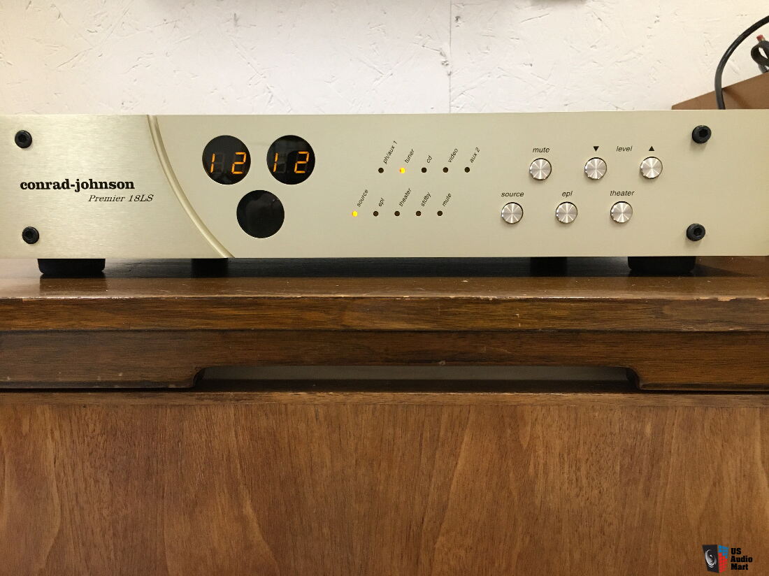 Conrad Johnson Premier 18 LS Preamplifier Photo 2557514 US Audio Mart
