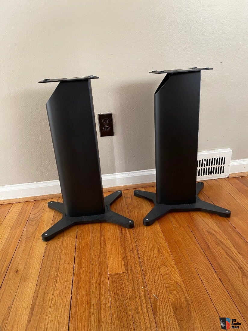 Dynaudio Stand 20, Black, Speaker Stands in Excellent Condition