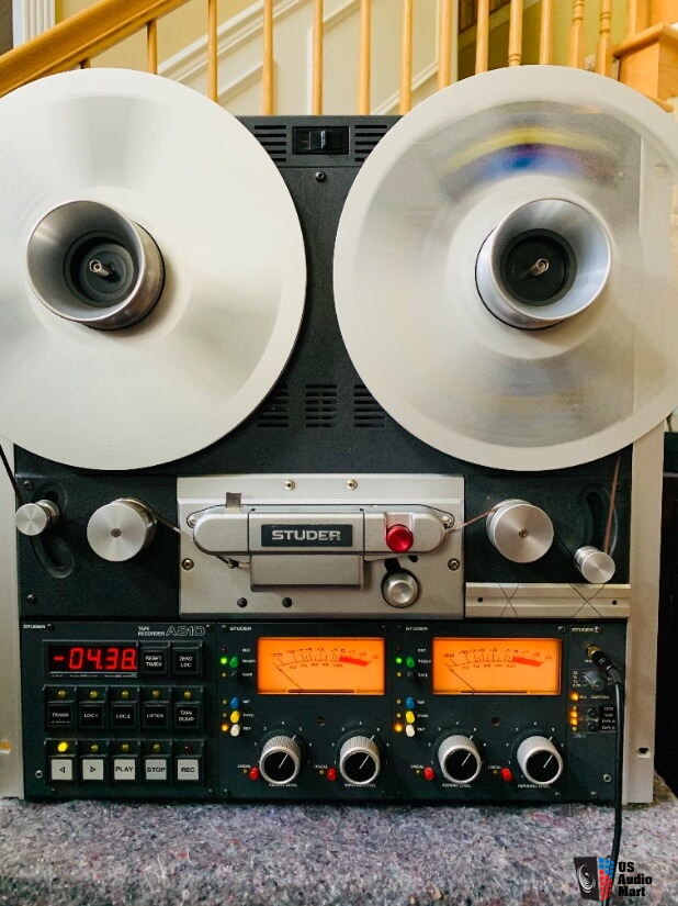 Studer A810 1/4 4-speed 2-track reel to reel tape deck