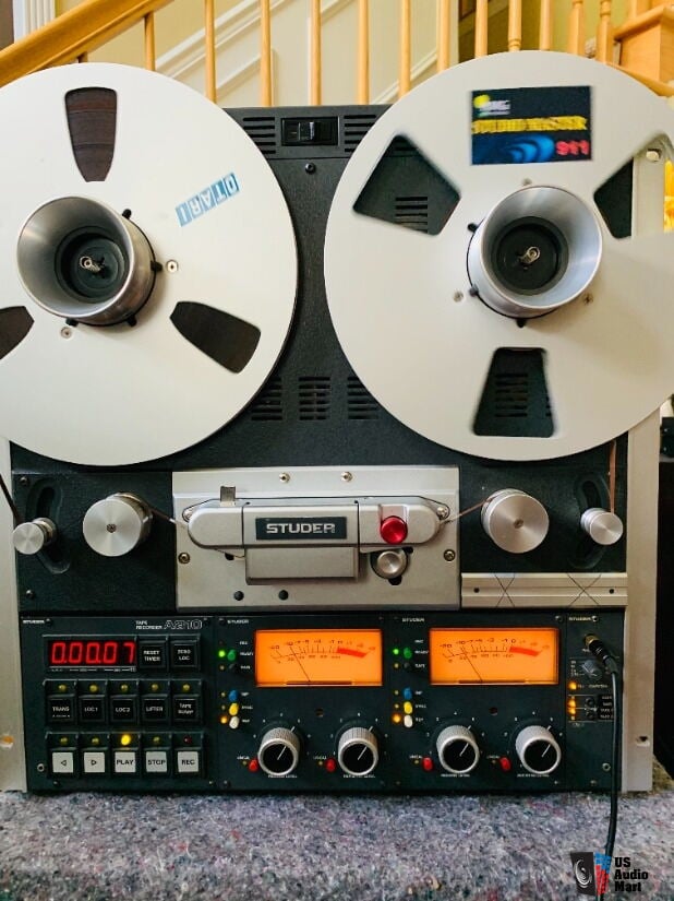 Studer A810 1/4 4-speed 2-track reel to reel tape deck