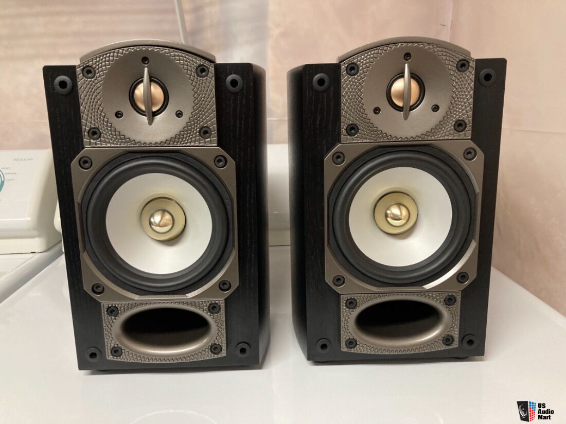 Paradigm Studio 10 v.5 Bookshelf Speakers For Sale US Audio Mart