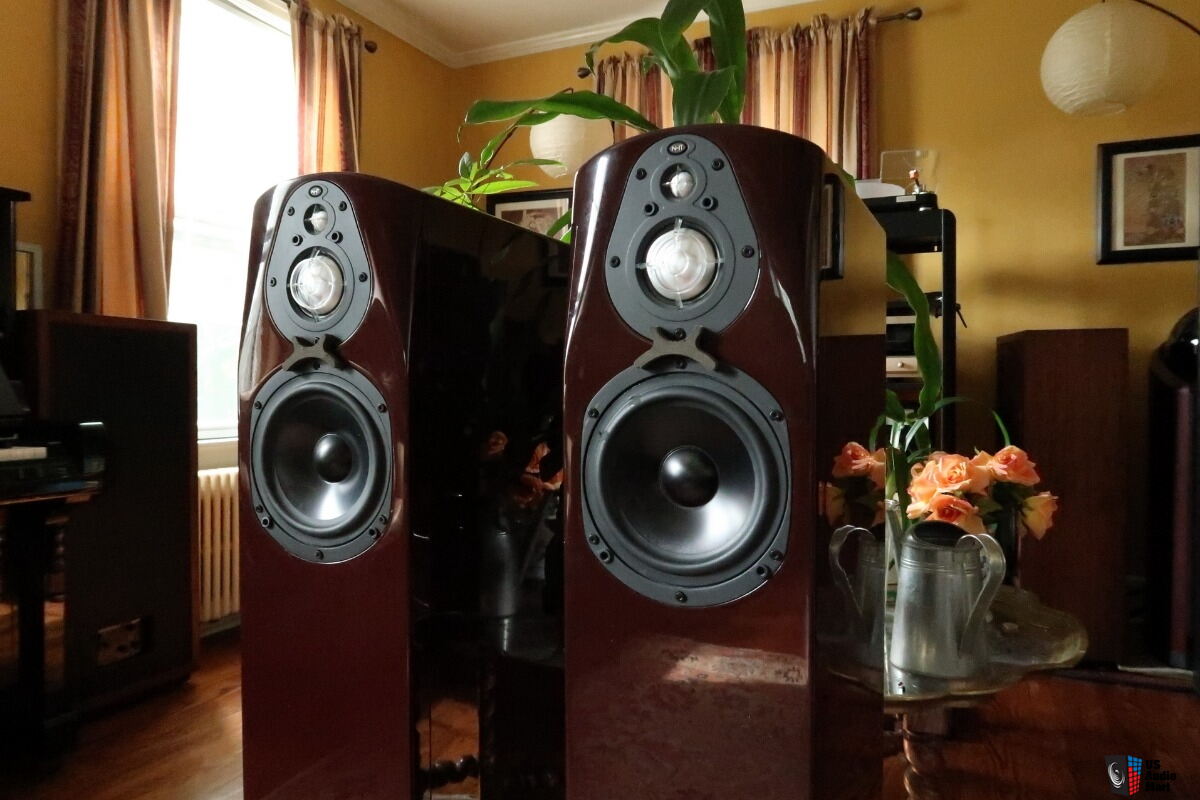 Nht Classic Four Floorstanding Speakers Excellent Condition Photo