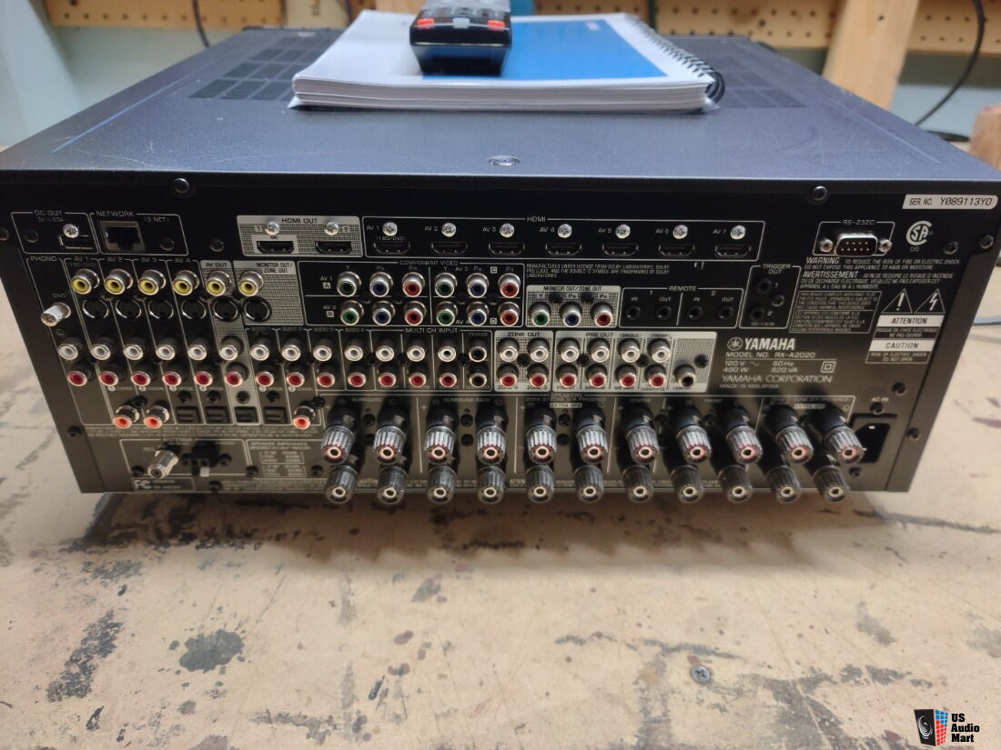 Yamaha Aventage RX-A2020 9.2 Channel AV Receiver - Great Condition