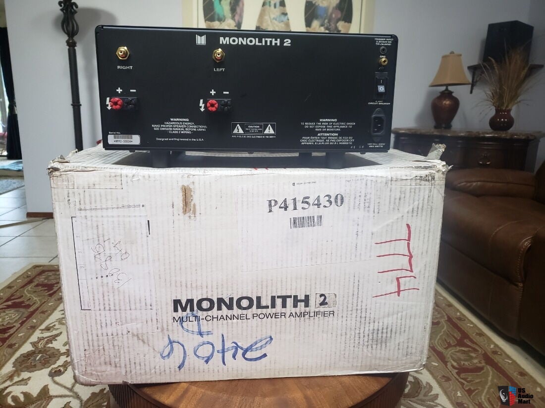 Monolith 2 Channel Stereo Power Amplifier in Black With 2x200 Watts Per