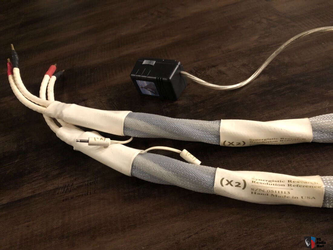 synergistic-research-resolution-reference-x2-speaker-cables-photo