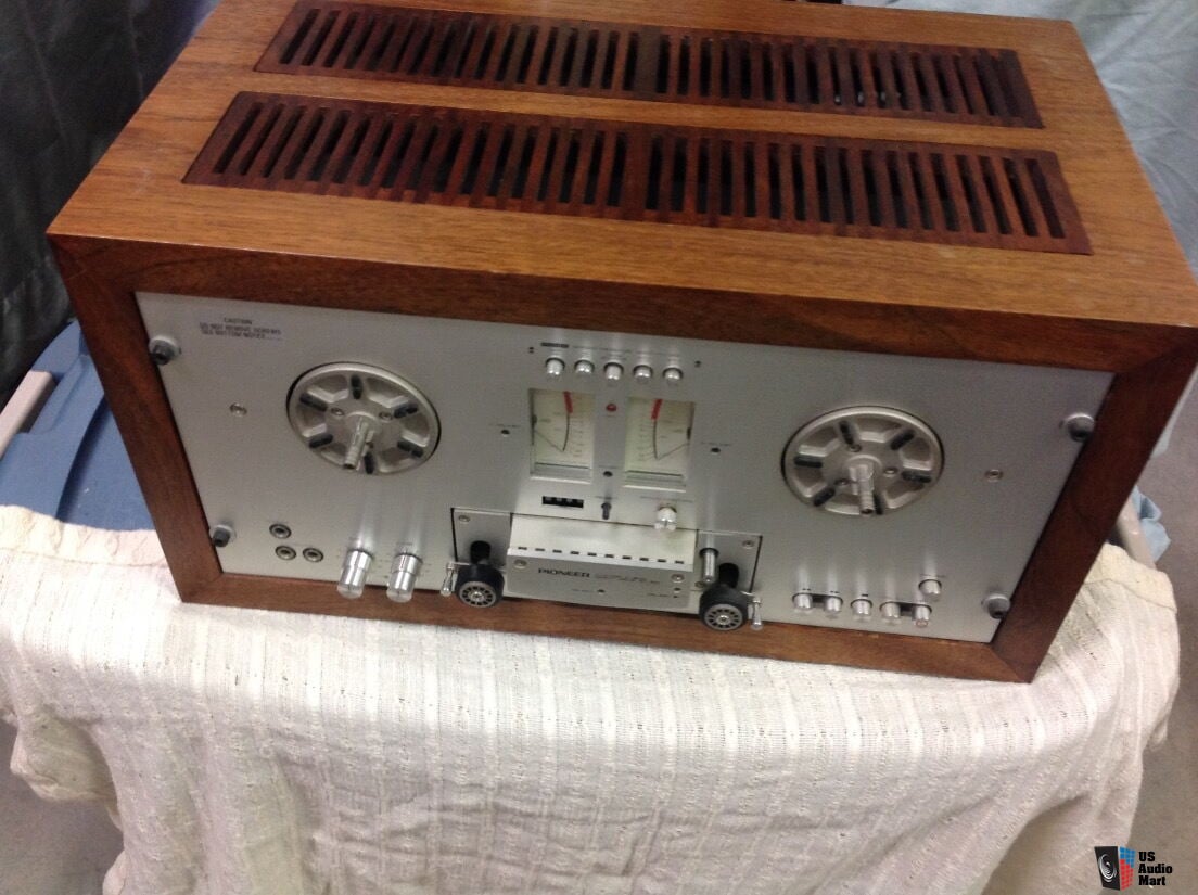 Pioneer RT-701 Reel to Reel Tape Deck with Beautiful Wood Cabinet