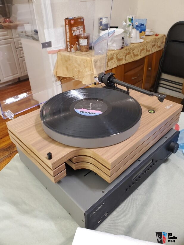 Music Hall MMF9.3 Turntable w/ Eroica LX Cartridge Photo 3198980