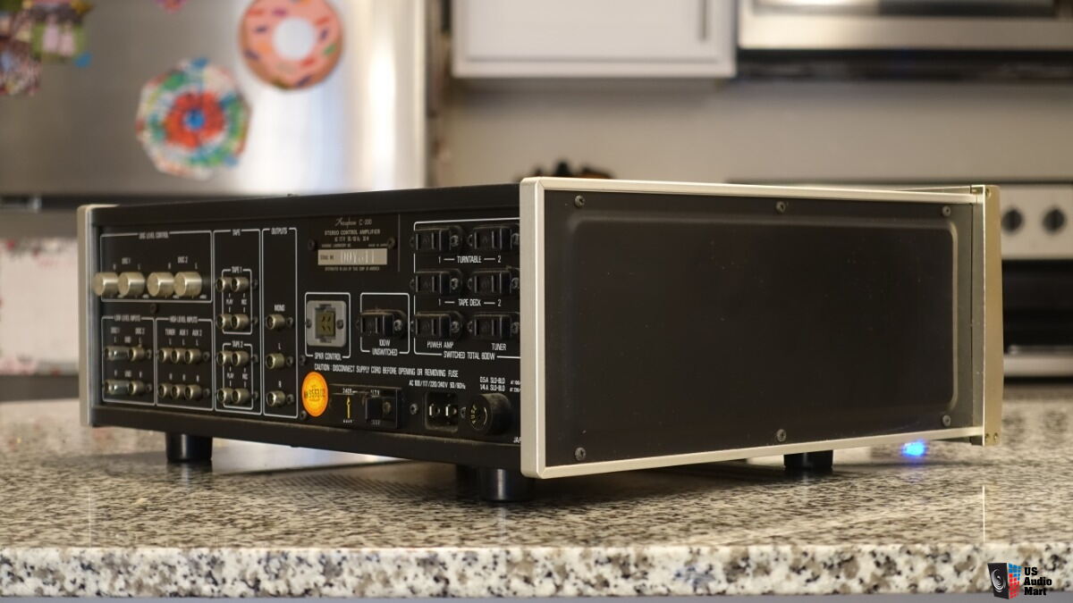 FOR PARTS OR REPAIR: Accuphase C-200 Stereo Preamplifier For Sale