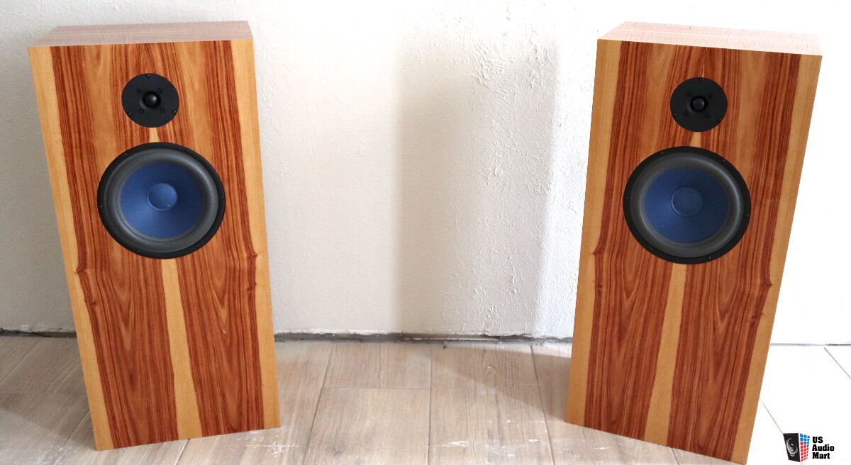 Audio Note AN-E SPe HE Speakers in Tulip With Audio Note Bi Wire Speaker Cables & Original Boxes
