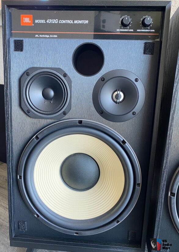 JBL 4312G Studio Monitors w JS120 Stands MINT Local Pickup Windsor