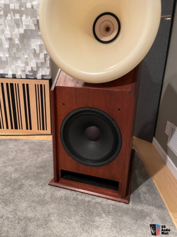 BD Designs Oris Horn Speakers w Custom Mahogany Bass Cabinets For