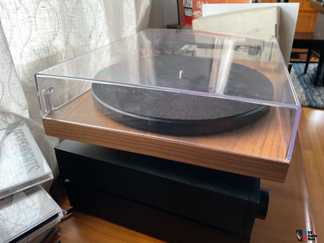 Pro-Ject Debut Carbon EVO Photo #3607253 - UK Audio Mart