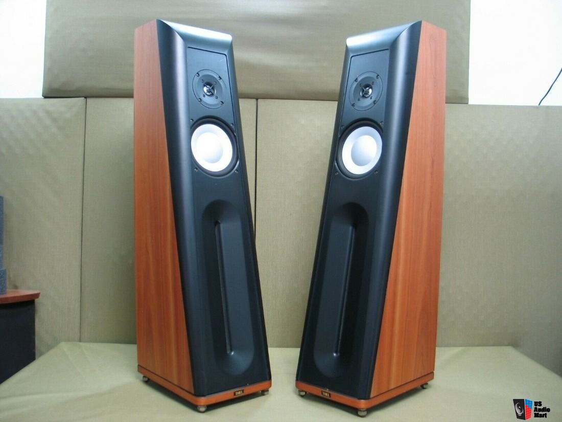 Thiel CS1.6 Floor Standing Speakers in Cherry Finish Excellent