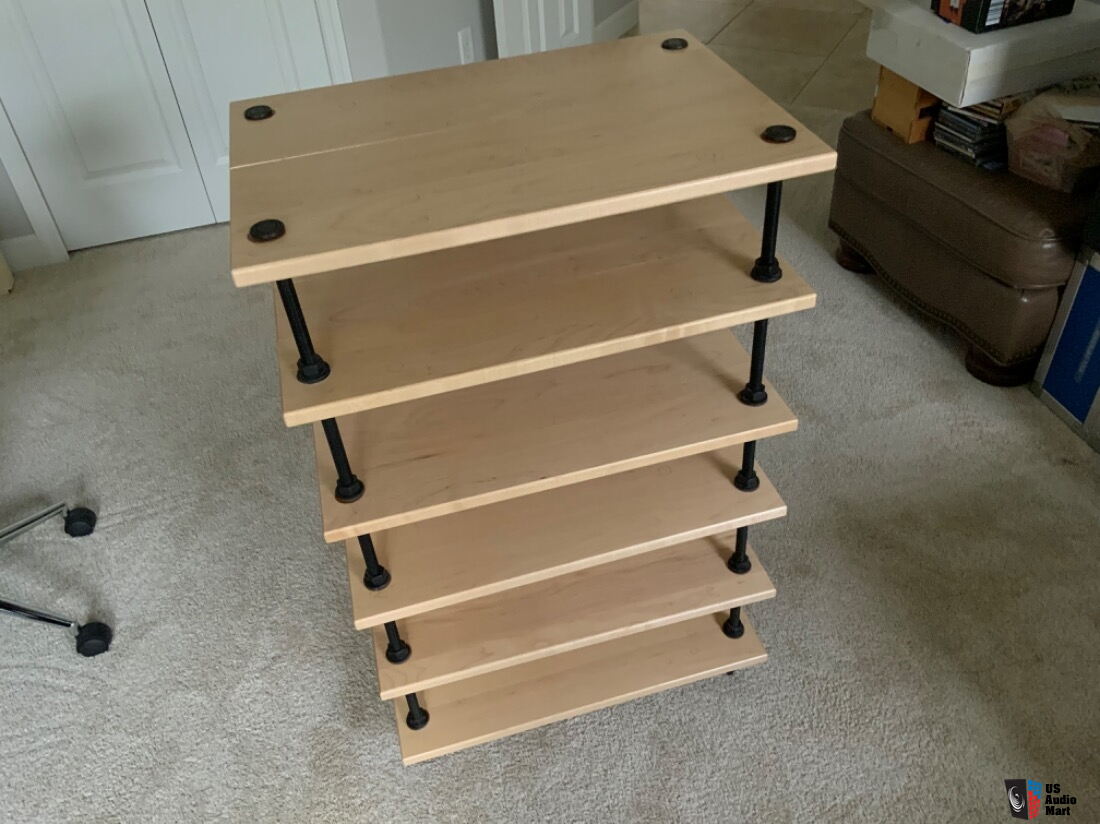 Salamander Designs Archetype 5.0 A5/c in Cherry6 shelves. NMR For Sale