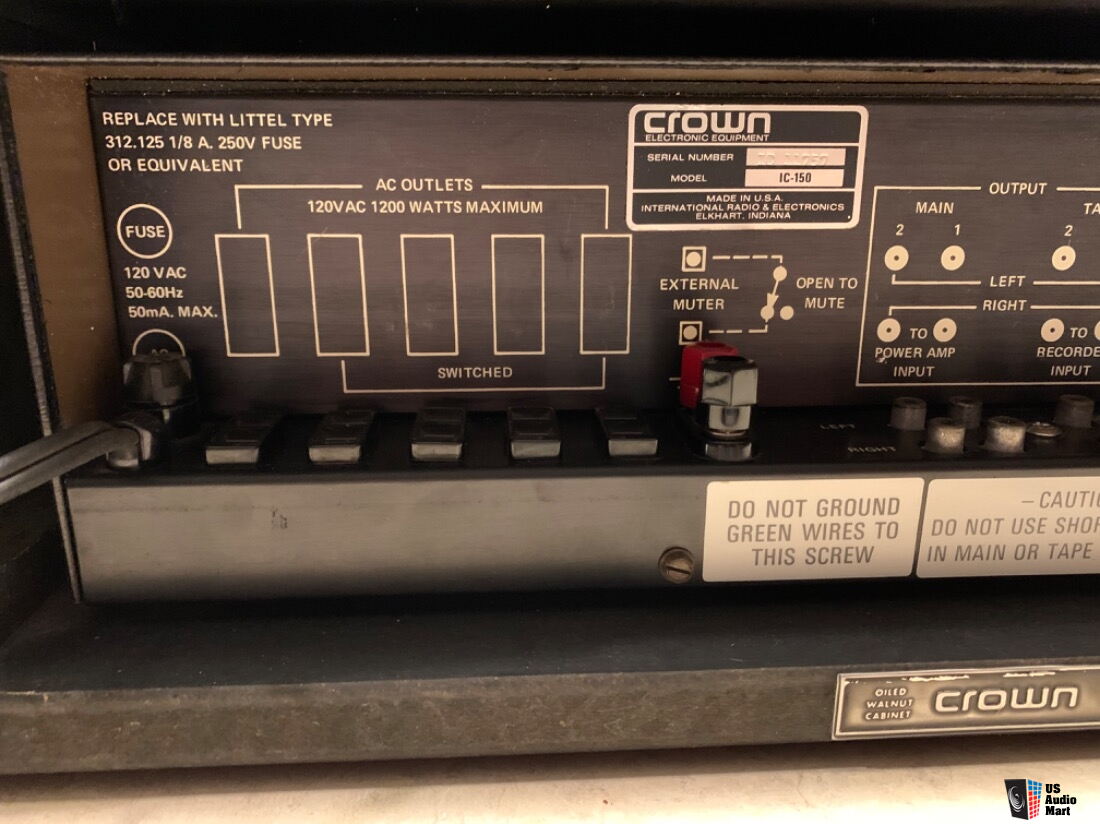Crown IC150 vintage Preamplifier in Walnut Exc cond Photo