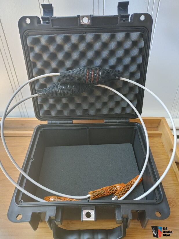 high fidelity cables (HFC) CT-2 3D double helix signature RCAs 1 meter For  Sale - US Audio Mart