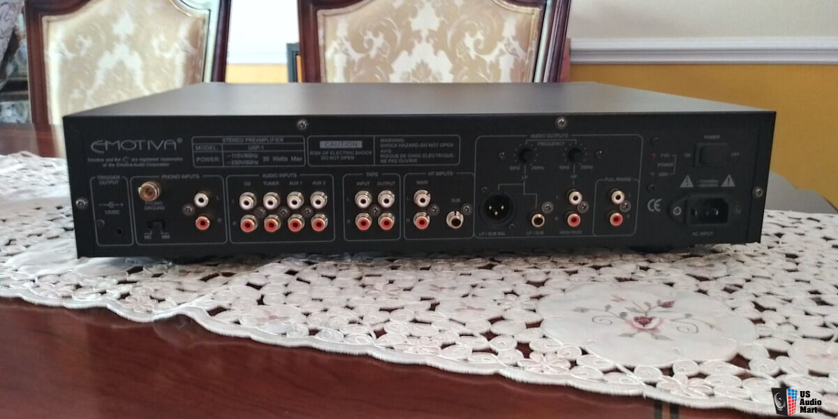 Emotiva USP-1 ANALOG Preamp with Remote EXCELLENT 100 % WORKING