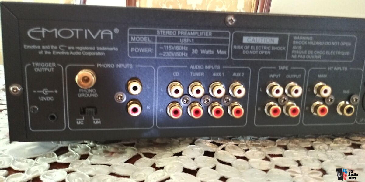 Emotiva USP-1 ANALOG Preamp with Remote EXCELLENT 100 % WORKING