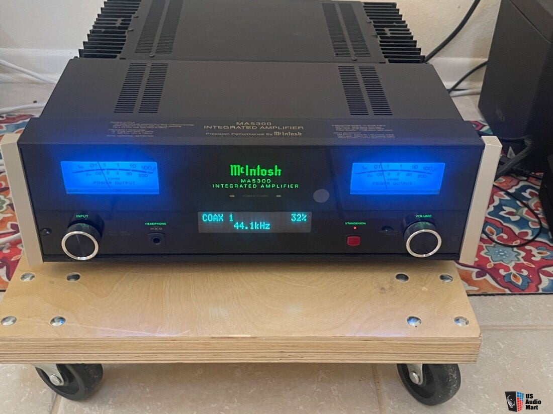 McIntosh MA5300 Integrated Amplifier Photo 4024042 US Audio Mart