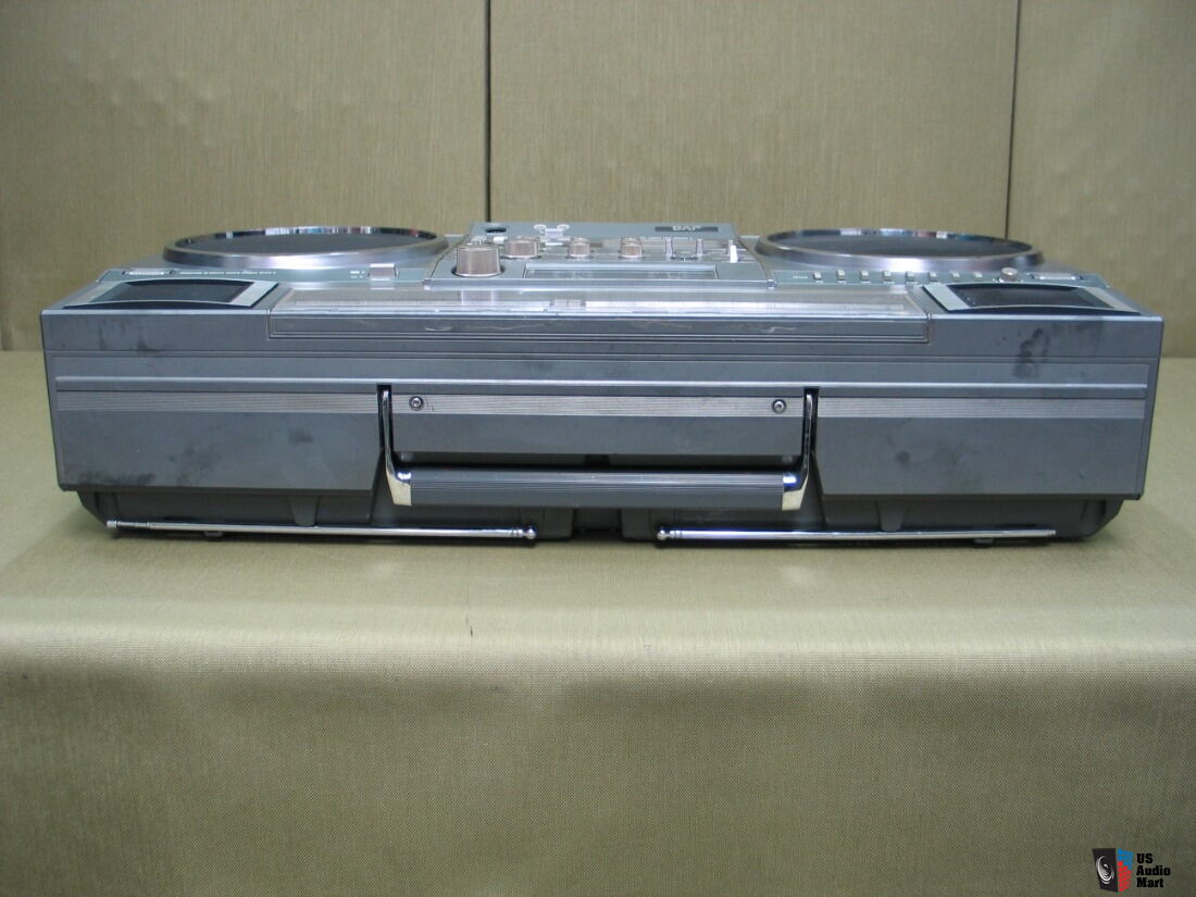 JVC RC-M90 1981 - Silver
