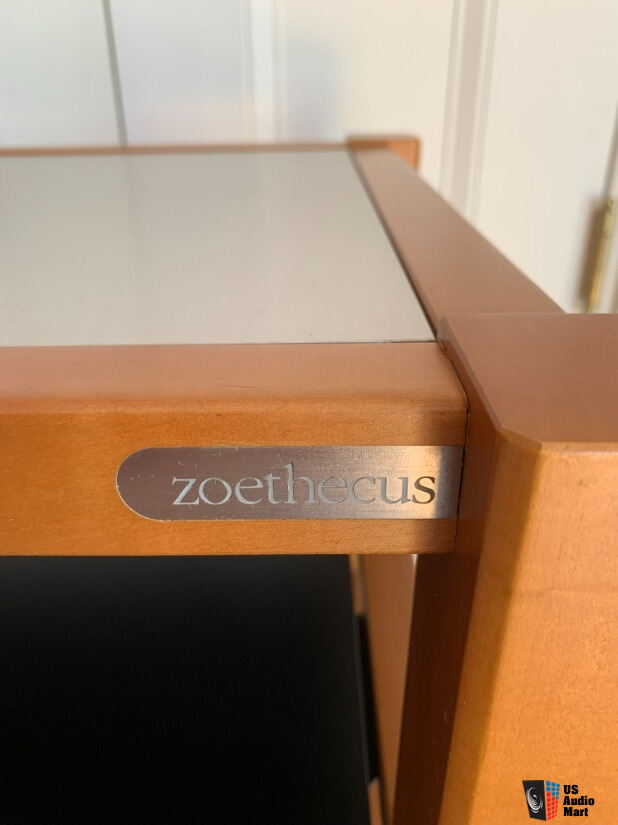 Zoethecus Four Shelf Isolating Audio Rack (40) with Z-Slab Shelf