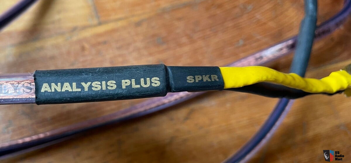 Analysis Plus Oval 12 Speaker cables (gold spade connectors, 8 ft