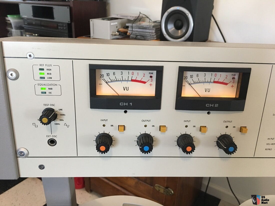 https://img.usaudiomart.com/uploads/large/4140433-f4ee8cf7-otari-mtr-10-ii-c-studio-2-track-14-reel-to-reel-tape-recorder.jpg