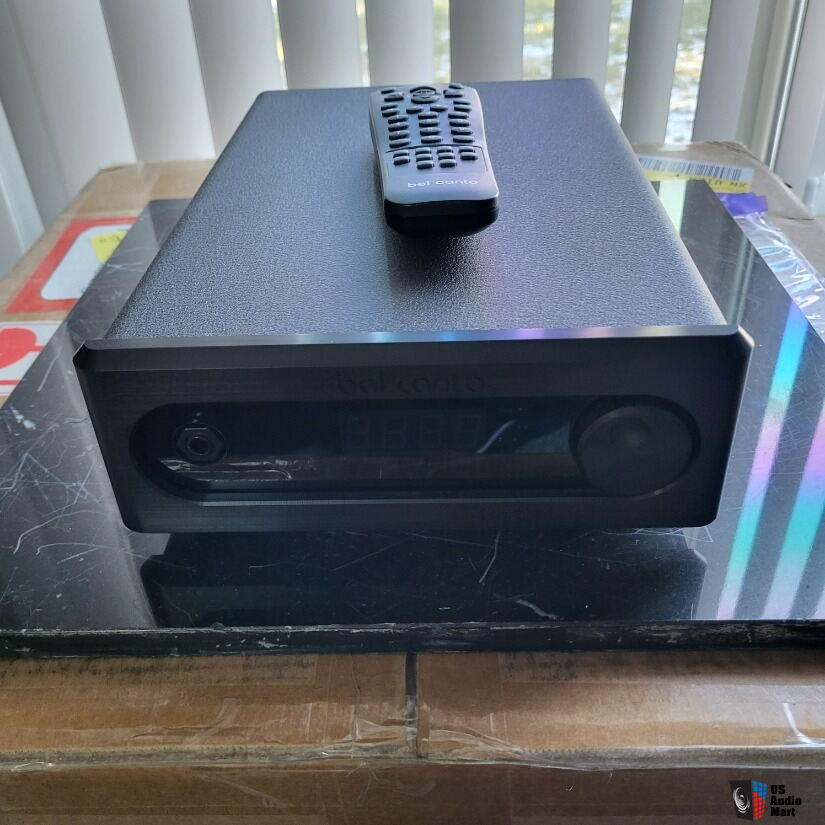 Bel Canto c5i integrated amplifier in black case Photo 4166336