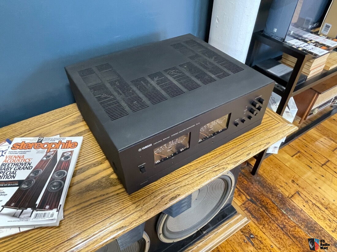 Yamaha, B-2 V-Fet Power Amplifier Photo #4220056 - Canuck Audio Mart