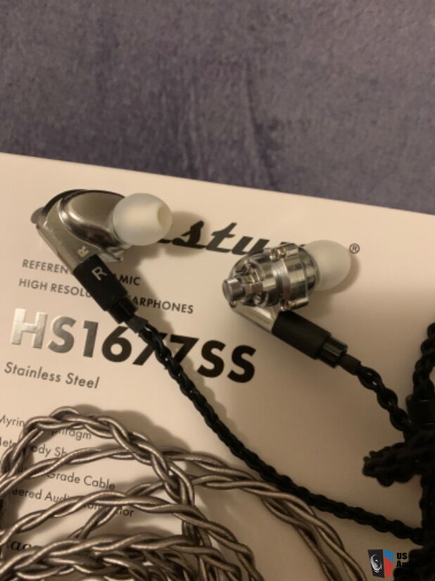 Acoustune hs1677ss ear headphones and ars 133 balance 4.4mm For Sale - US  Audio Mart
