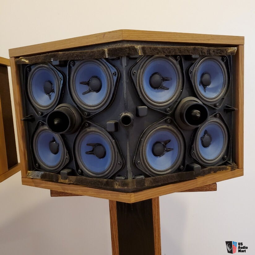 Bose 901 Series VI speakers with equalizer and custom stands Photo
