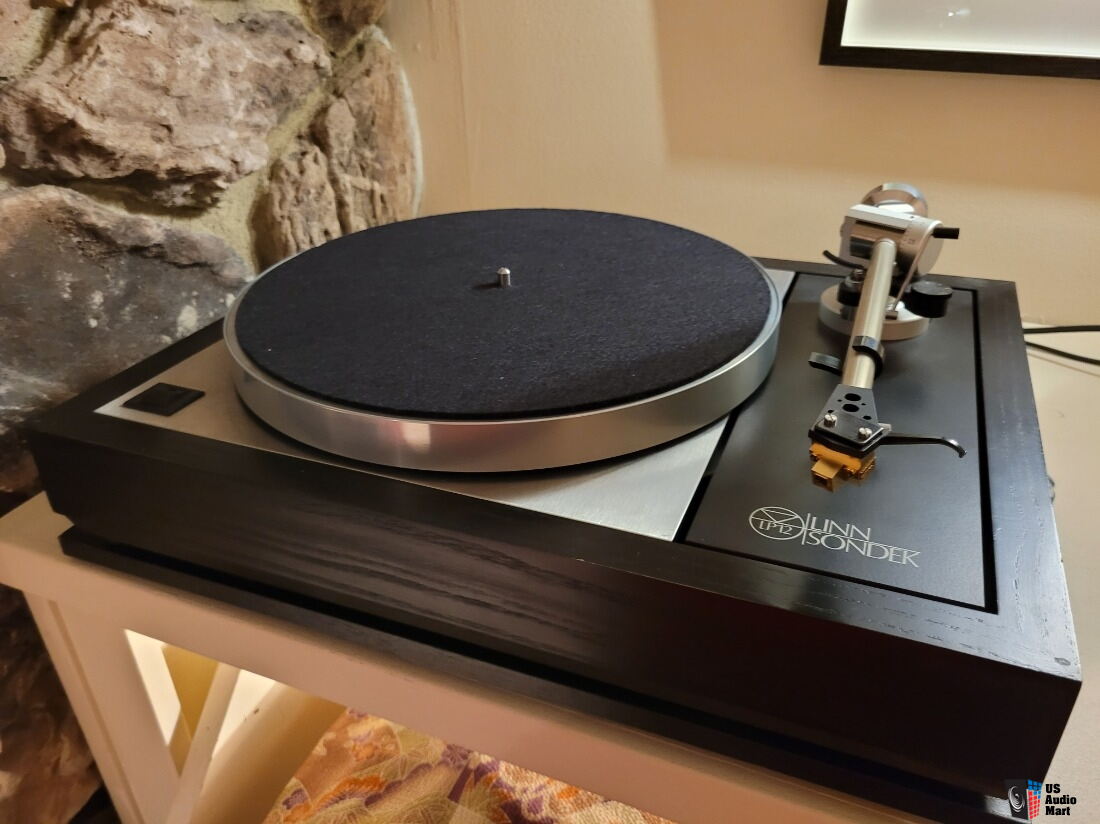 Linn Sondek LP12 turntable with Ittok LV II arm - no cartridge For