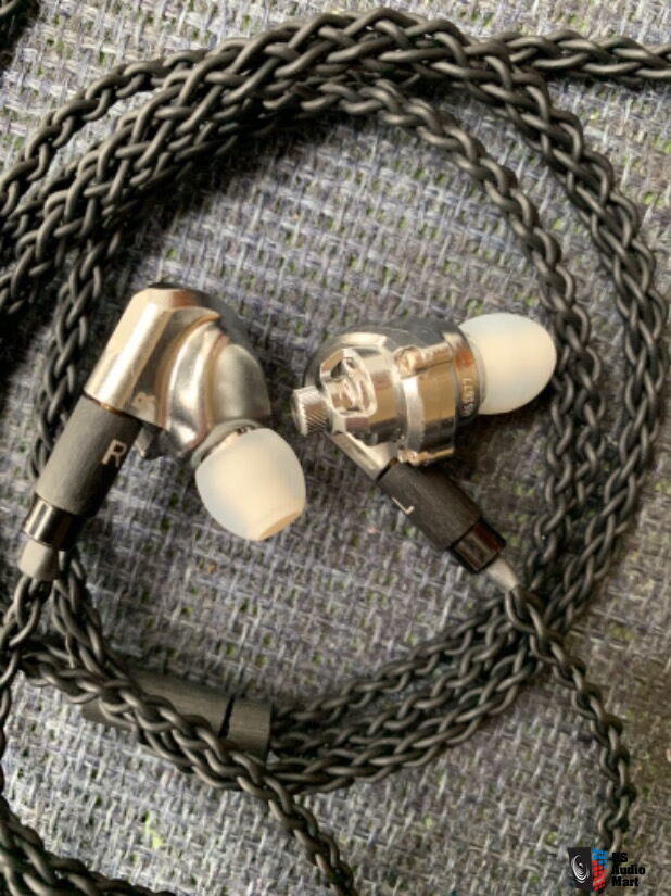 Acoustune hs1677ss ear headphones and asuha le 3.5mm cable For