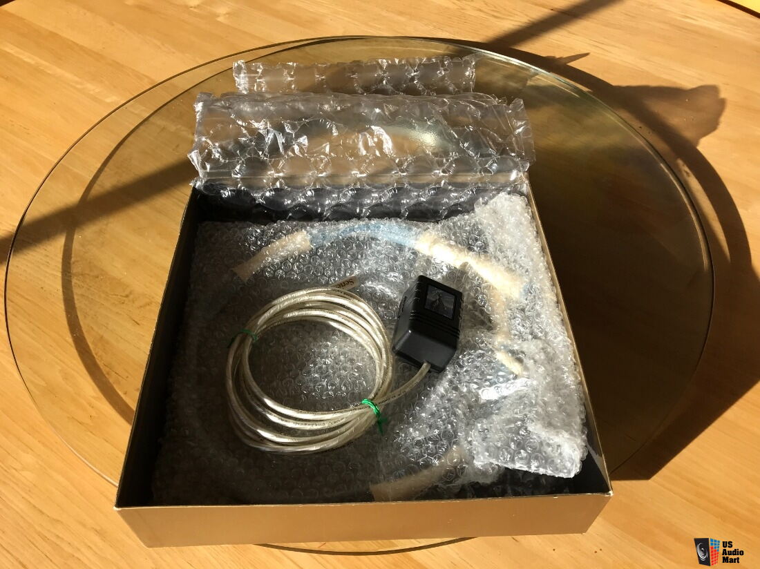 synergistic-research-resolution-reference-x-series-digital-cable-with