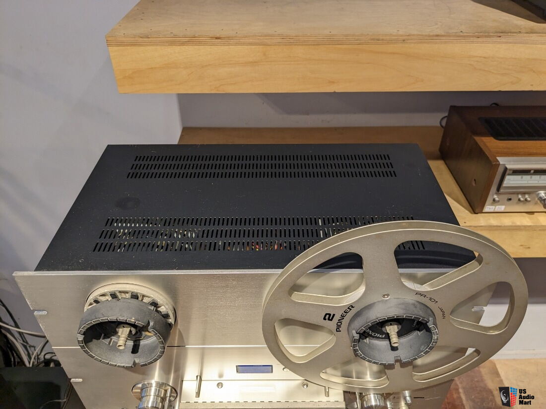 Vintage Pioneer RT-901 Reel To Reel Tape Deck/Recorder - Serviced