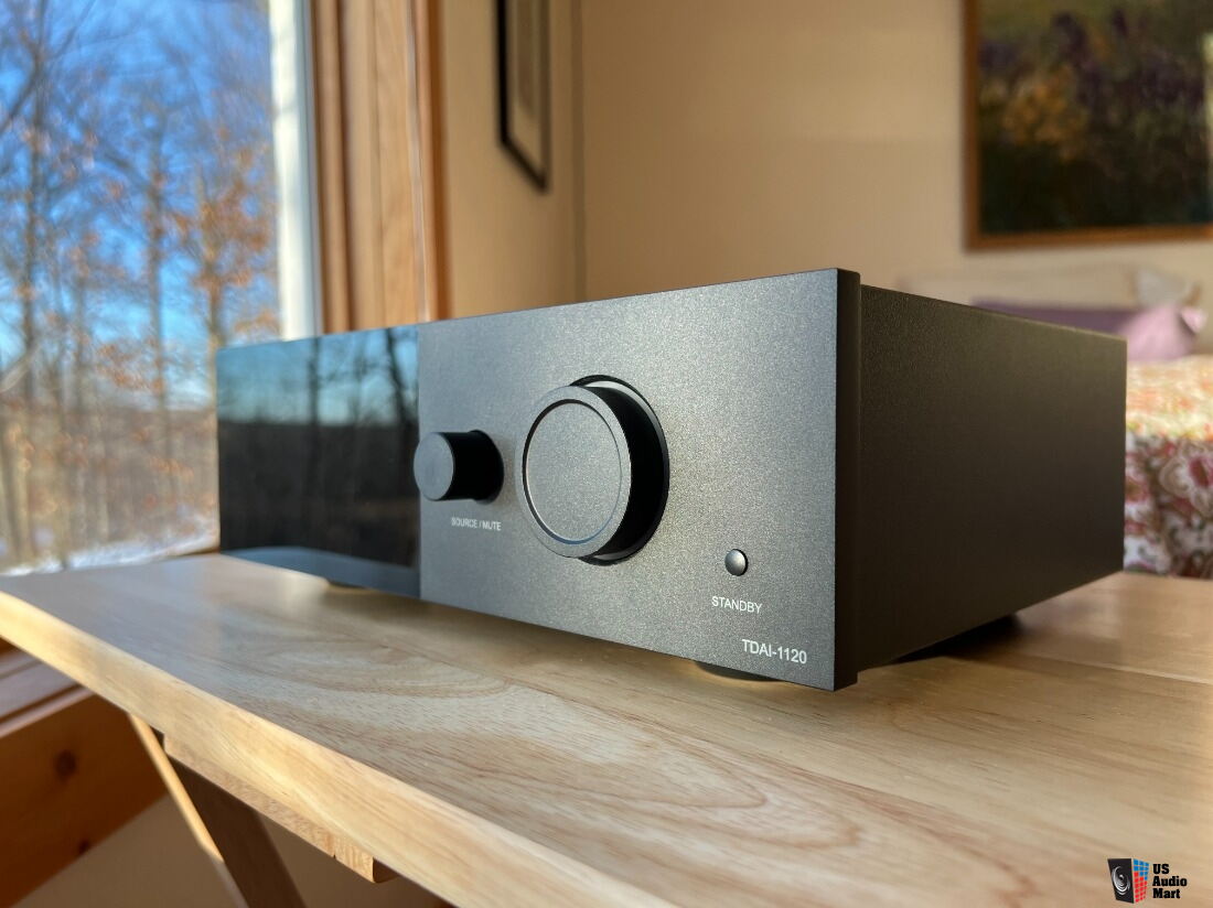 Lyngdorf TDAI1120 Integrated Amp Mint w/ All Original Packaging