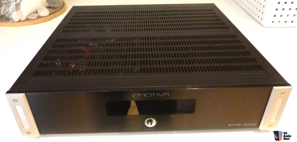 Emotiva XPA200 stereo power amplifier, great amp, immaculate, 120W