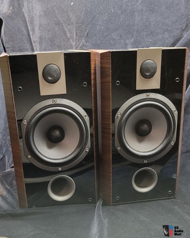Focal 806V Loudspeakers - Pair For Sale - Canuck Audio Mart